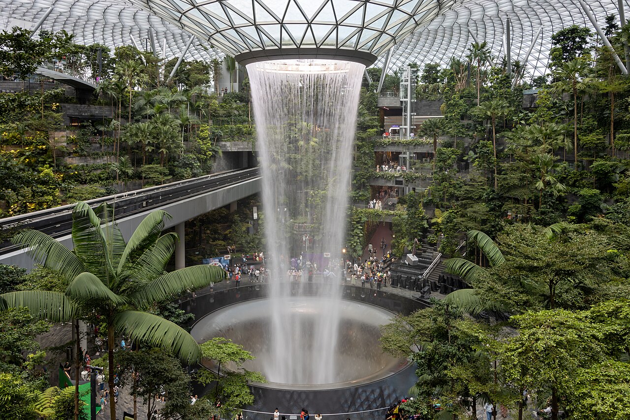 Rain Vortex at Jewel Changi